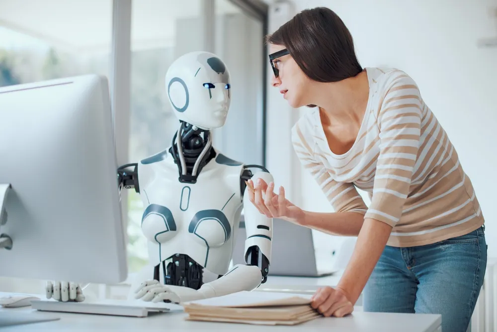 Russian OS Teaches Robots to Talk Like Humans