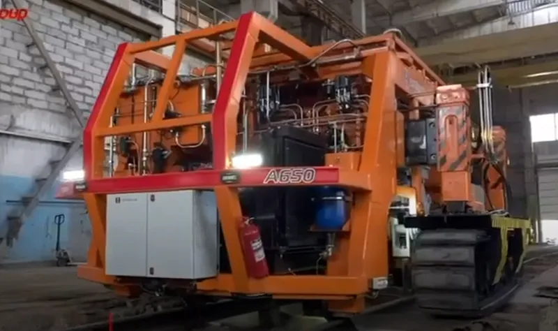 Russia Unveils AI-Powered “Smart” Machine for Railway Repairs